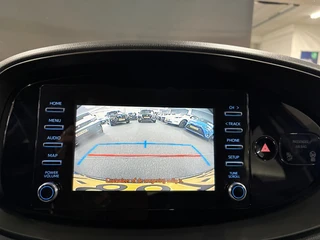 Toyota Aygo X 1.0 VVT-i MT Play/ NL auto/ Eerste eigenaar/ BTW auto/ Achteruitrijcamera / 25