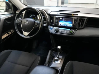 Toyota RAV4 2.5 Hybrid Dynamic / 20