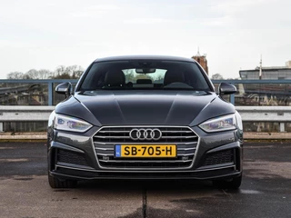 Audi A5 Sportback 1.4 TFSI Sport S-line Edition Virtual Cockpit Ambianceverlichting Stoelverwarming LED Apple CarPlay Android Auto DAB Navigatie 18" / 5