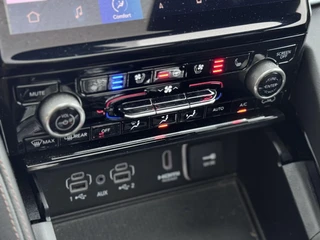 Jeep Grand Cherokee 2.0 Summit Reserve 4xe | Apple-Android | Luchtvering | HDMI-Passagiersscherm / 17
