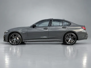 BMW 3 Serie 330e High Executive M-Sport  | 1e eigenaar | dealer onderh. | schuifdak | leder sportstoelen | camera | BTW auto / 9