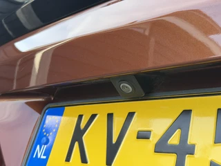 Peugeot 3008 Première 1.2 PureTech 130PK Navigatie, Achteruitrijcamera, Keyless, Elektrische Kofferklep, Trekhaak, Apple Carplay, Android Auto / 10