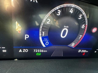 Volkswagen T-Roc 2.0 TSI 4M. R-L BNS AUTOMAAT / 18