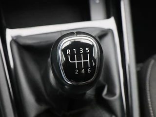 Škoda Scala 1.0 TSi 115 Pk Ambition / 27