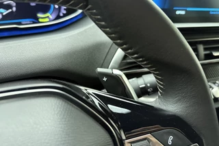 Peugeot 3008 1.2 Hybrid 136 Allure | DEMO | Elektr. achterklep | Navigatie | Achteruitrijcamera | Climate Control | Half lederen bekleding | Keyless Entry / 27