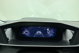 Peugeot 2008 1.2 PureTech Blue Lease Allure 130 PK | Handgeschakeld | Trekhaak | Navigatie | Climate Control | Airco | Cruise Control | Camera | Licht Metalen Velgen / 31
