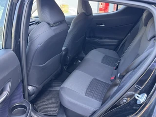 Toyota C-HR 2.0 Hybrid Dynamic Black Edition ADAPTIVE CRUISE PARKEERCAMERA AFNEEMBARE TREKHAAK / 6