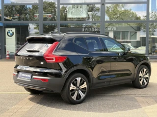 Volvo XC40 Recharge Plus SOH 92%| PILOT ASSIST ACC| ELEKTRISCHE ACHTERKLEP| DODE HOEK SENSOR |WARMTEPOMP| STOEL + STUURVERWARMING| ACHTERUITRIJCAMERA| RIJKLAAPRIJS INCL. 12 MND BOVAG GARANTIE| / 7