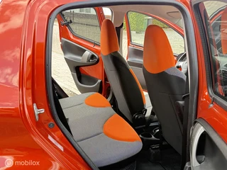 Toyota Aygo 1.0 VVT-i Comfort Orange AIRCO 5DRS TOERENTELLER / 11
