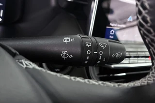 Jeep Compass 4xe 240 Plug-in Hybrid Electric S Stuur-Stoelverwarming Leder Memory Keyless 19" / 36