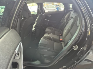 Volvo V40 1.5 T2 POLAR+ Automaat Navi, Stoelverwarming, ALL IN Prijs. / 13