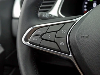 Renault Captur 1.0 TCe 90 techno Camera | Navigatie | Cruise control / 23