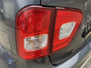 SUZUKI Ignis 1.2 Smart Hybrid 83pk CVT Select / 12