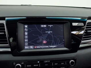 Kia Niro 1.6 GDi Hybrid DynamicLine | Trekhaak | All-seasonsbanden | Navigatie / 30