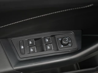 Volkswagen T-Roc 1.5 TSI R-Line Camera | Private lease 584 pm / 38
