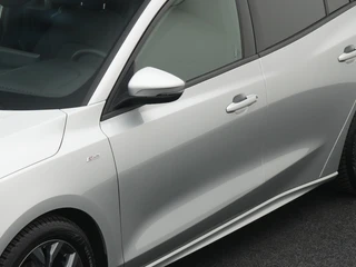 Ford Focus Wagon 1.0 EcoBoost Hybrid ST Line X Private lease €539 p.m. / 51