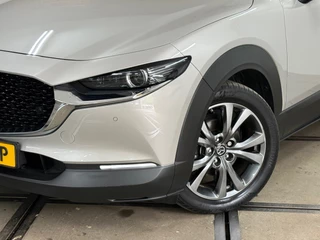 Mazda CX-30 2.0 e-SkyActiv-X M Hybrid Luxury | Pano | Leder | HUD | ACC | Dodehoekdetectie | 180 PK | 2023 / 11