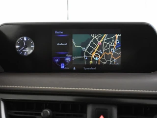 Lexus UX 250h First Edition | Elektr. a. klep | Trekhaak | PDC / 20