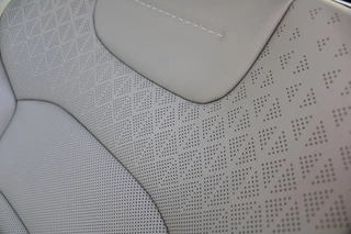 KGM Torres Hybrid 1.5T-GDI Titanium / 11