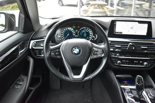 BMW 5-serie 530e iPerformance ECC LMV NAVI LED / 28