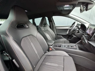 CUPRA Leon Sportstourer 1.4 e-Hybrid PHEV 245pk VZ * Navigatiesysteem * AUTOMAAT * Stoelverwarming * Virtual Cockpit * / 26