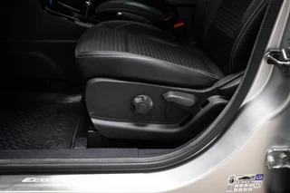 Ford EcoSport 1.0 EcoBoost Titanium | WINTER / NAVIGATIE / DESIGN / PARKING- PACK | TREKHAAK | 17" / 31