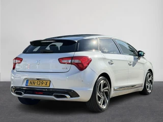 DS DS 5 1.6 THP Chic / 2