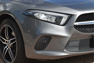 Mercedes-Benz A-Klasse 200 4MATIC 164 pk Premium  | Open dak | Camera | Carplay | DAB | Vrtual cockpit | Stoelverwarming | Full LED / 32