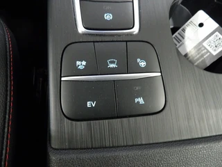 Ford Kuga 2.5 PHEV e-CVT 225pk ST-Line X / 32