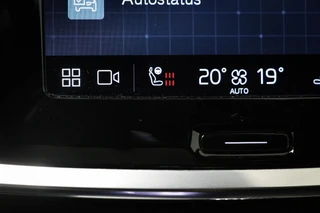 Volvo V60 2.0 B4 Ultimate Dark | PANORAMADAK | HEAD UP | STANDKACHEL | ACHTERBANKVERWARMING | 360 CAMERA | 20" / 9