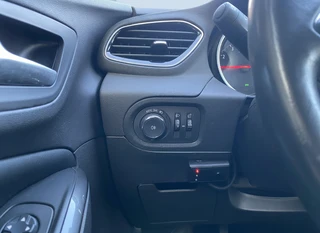 Opel Grandland X 1.2 Turbo Business Executive 130 pk  | 1e eigenaar | dealer onderh. | leder interieur | navigatie | camera | carplay / 34
