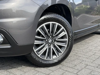 Peugeot 2008 Blue Lion 1.2 PureTech 110PK / 2