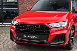 Audi Q7 55 TFSI e quattro S-Line  Rijklaar! Pano 22inch Contourzetels Luchtv / 45