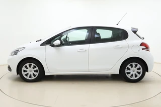 Peugeot 208 1.2 PureTech Active / 6