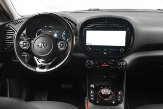 Kia e-Soul 64kWh ExecutiveLine I SOH 100% I TREKHAAK / 31