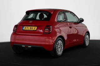 Fiat 500 Urban 42 kWh Stoelverwarming Apple CarPlay Achteruitrijcamera / 4