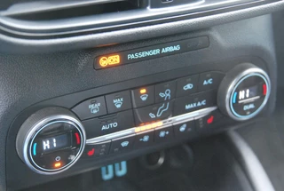 FORD Kuga 1.5 EcoBoost 150PK 2WD ST-Line / 15