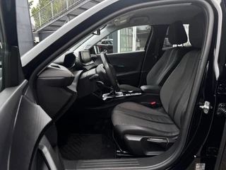 Peugeot 2008 1.2 PT Allure | 130 PK | Trekhaak | Navigatie | NL-Auto | Parkeersensoren | Climate Control | / 9