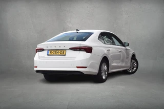 Skoda Octavia 1.0 TSI Business Edition | Apple CarPlay | Sportstoelen | Climate | Cruise / 4