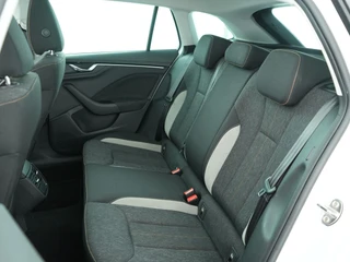 Skoda Scala 1.0 TSI First Edition | Pano | Stoelverwarming | Clima | Cruise | Carplay | / 28