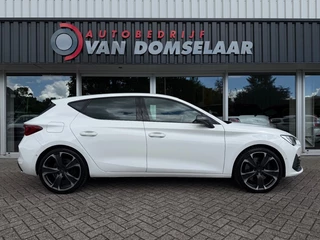 CUPRA Leon 1.4 e-Hybrid VZ Business 245PK LED Navi ACC Carplay / 57