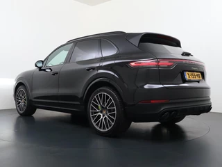 Porsche Cayenne 3.0 E-Hybrid Platinum Edition SOH 100%! 340kw | MEM. SEATS | Luchtvering | pano | stoelverwarming + verkoeling | 360 camera | Bose | sportchrono | mega knappe auto! | incl 12 mnd Bovag garantie | / 7