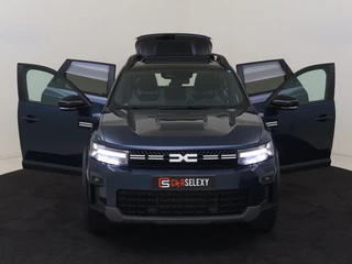 Dacia Bigster 1.8 hybride 155 Journey Automaat Panorama Winterpack 360 Camera / 40