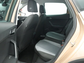 SEAT Arona 1.0 TSI Style Launch | Trekhaak | Navigatie | Camera | Stoelverwarming / 19