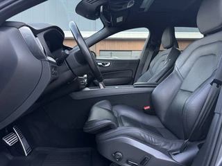 Volvo XC60 2.0 T8 Twin Engine AWD R-Design Pano | Elec Trekhaak | Camera | / 14