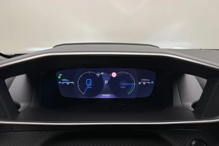 Peugeot 2008 1.2 Hybrid 136 GT | Climate control | Apple carplay/Android auto | Navigatie | Cruise control | Draadloze telefoonlader | Lichtmetalen velgen 17" | / 23
