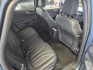 Ford Kuga 2.5 PHEV Vignale Geen import | Trekhaak | Lederen bekleding / 19