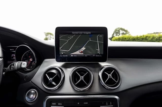 Mercedes-Benz GLA 180 Business Solution AMG | NL Auto | 19" | Camera / 27