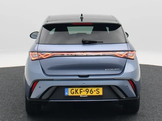 BYD DOLPHIN Design 60.4 kWh 204 Pk | Stoelverwarming | 360 Camera | Panoramadak | Adaptive Cruise | Warmtepomp |17 Inch | 26.055 Km !! / 8