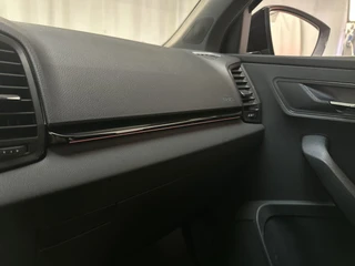Skoda Karoq 1.5 TSI 150pk ACT Sportline Business Camera Stoelverwarming Sfeerverlichting / 27